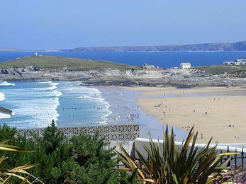 Fistral Beach from apartment grounds